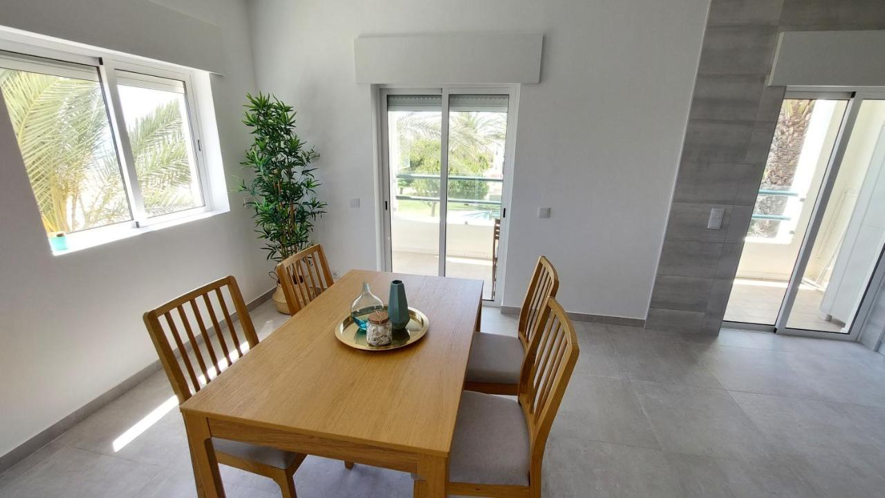 Apartamento Kelyfos Beach By Feriascomsol Quarteira Eksteriør bilde